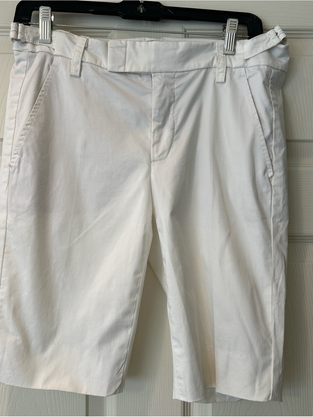 Vince White Knee-Length Casual Shorts